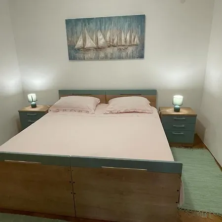 Holiday home Apartman Rome Privlaka (Zadar)